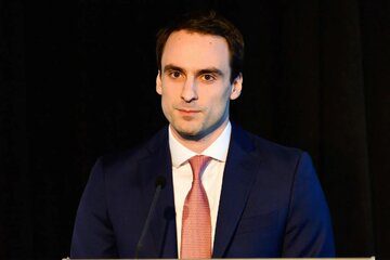 مشاور علمی ترامپ، هوش مصنوعی چینی Kimi K3 را به سرقت تکنولوژی آمریکا متهم کرد
