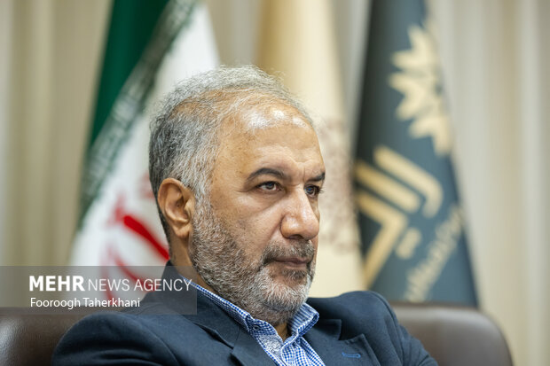 سینما در آتش تغییرات؛ امروز زمان پرداختن به اختلاف‌ها نیست